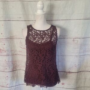 White House Black Market Sleeveless Lace Overlay Top Size Small NWT